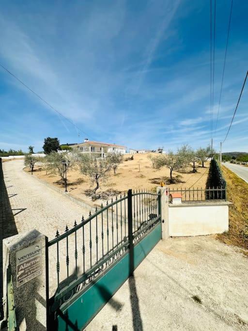 הוילה Torre de Dona Chama Reis House מראה חיצוני תמונה