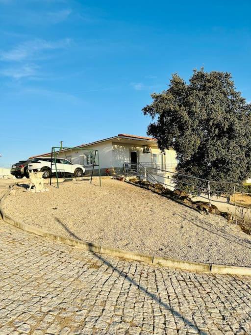 הוילה Torre de Dona Chama Reis House מראה חיצוני תמונה