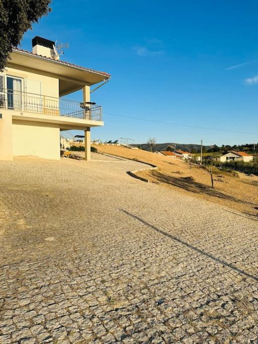 הוילה Torre de Dona Chama Reis House מראה חיצוני תמונה